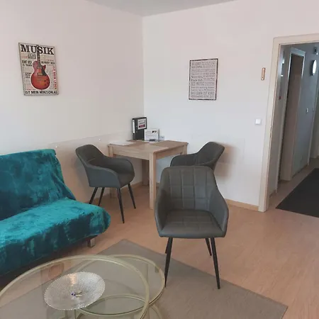Apartment-ferienwohnung In Lägenhet Mainaschaff